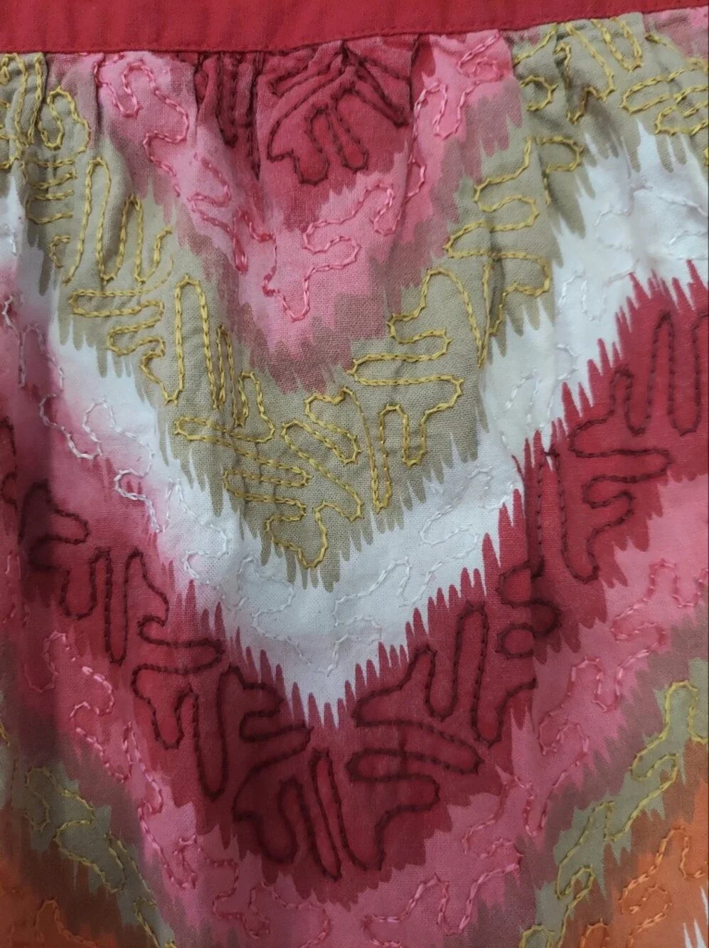 Sur La Table Ruffle & Pompom Detail Halter Red Chevron Apron OS Festive Hostess